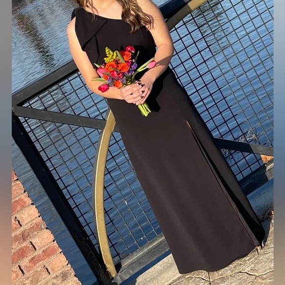 NWOT Revel in the Moment Black One-Shoulder Maxi Dress - Picture 4 of 8
